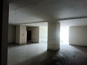 রূপায়ন শেলফোর্ডে ১৭৮৫ বর্গফুটের স্পেস খালি আছে