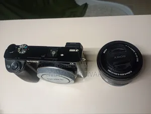 Sony A6000 Mirrorless Camera