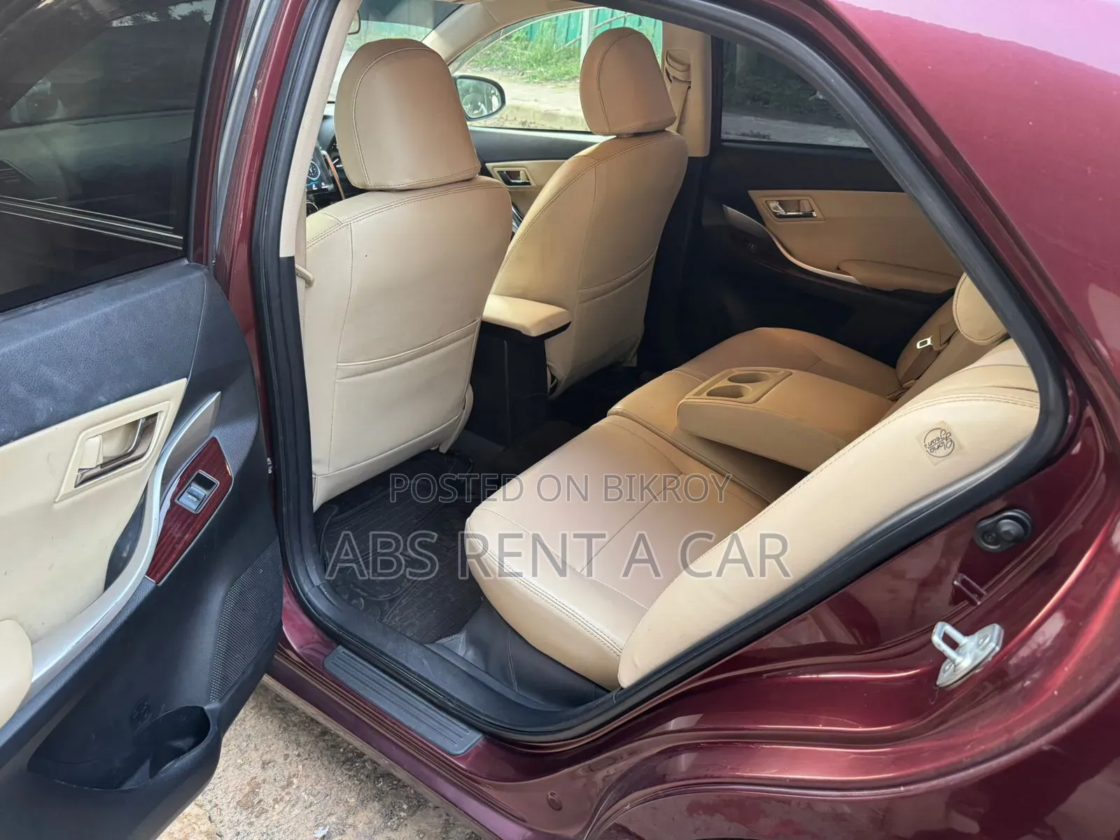 Toyota Premio 2019 Maroon