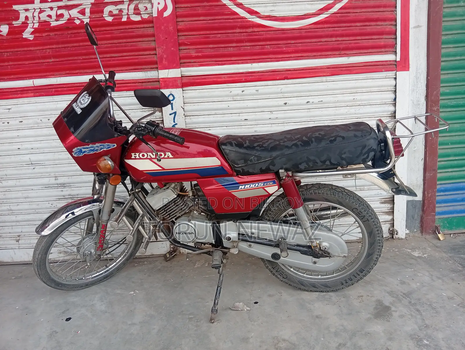 Honda 2004 Red