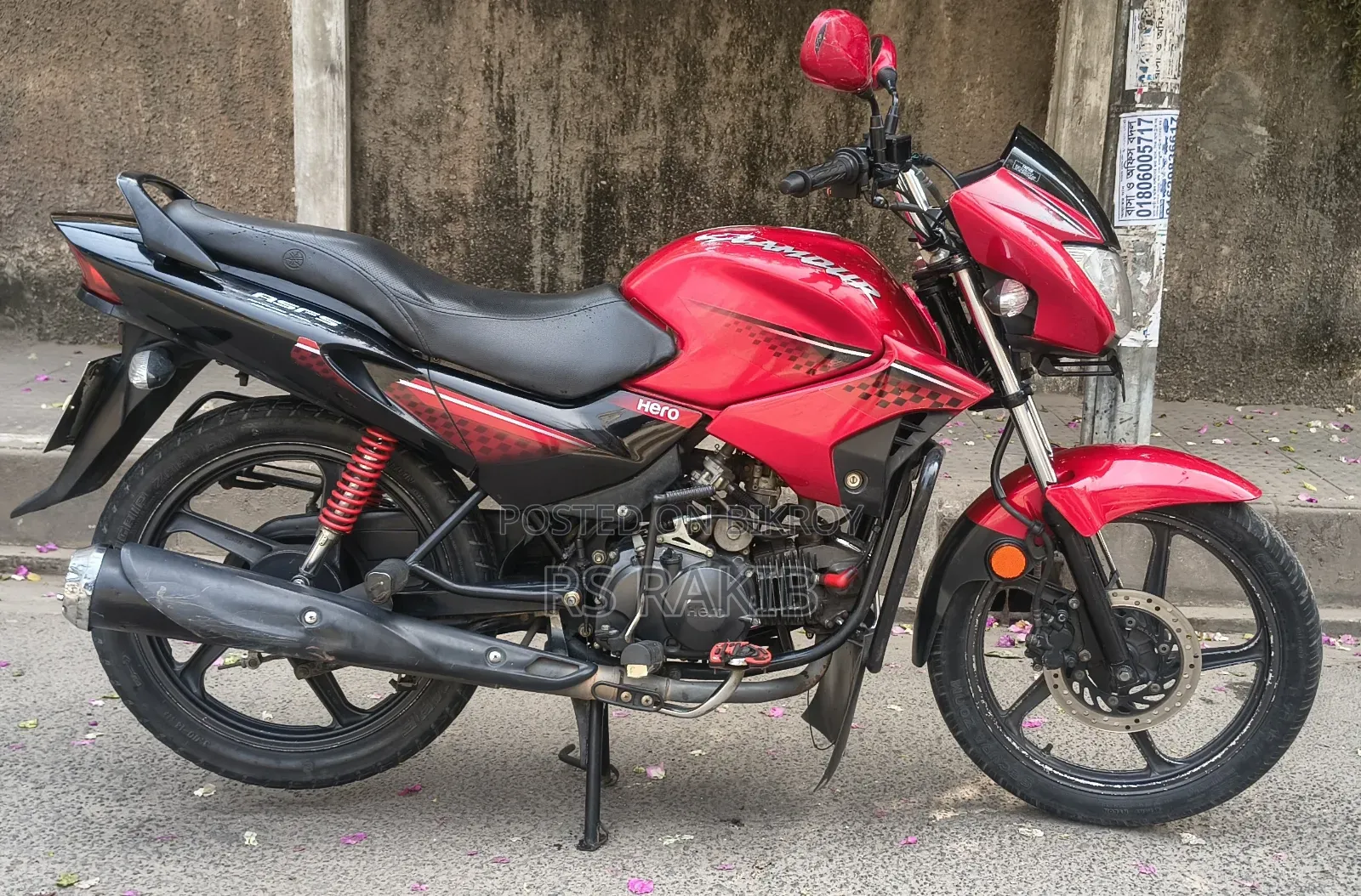 Hero Glamour 2016 Red