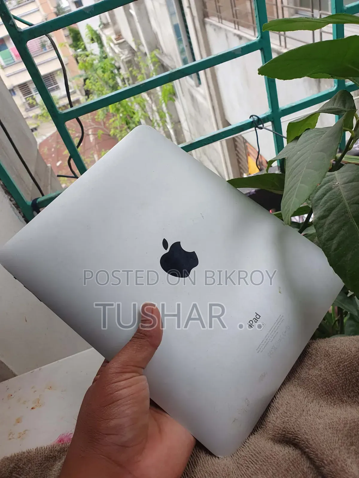 Apple iPhone SE 64 GB White