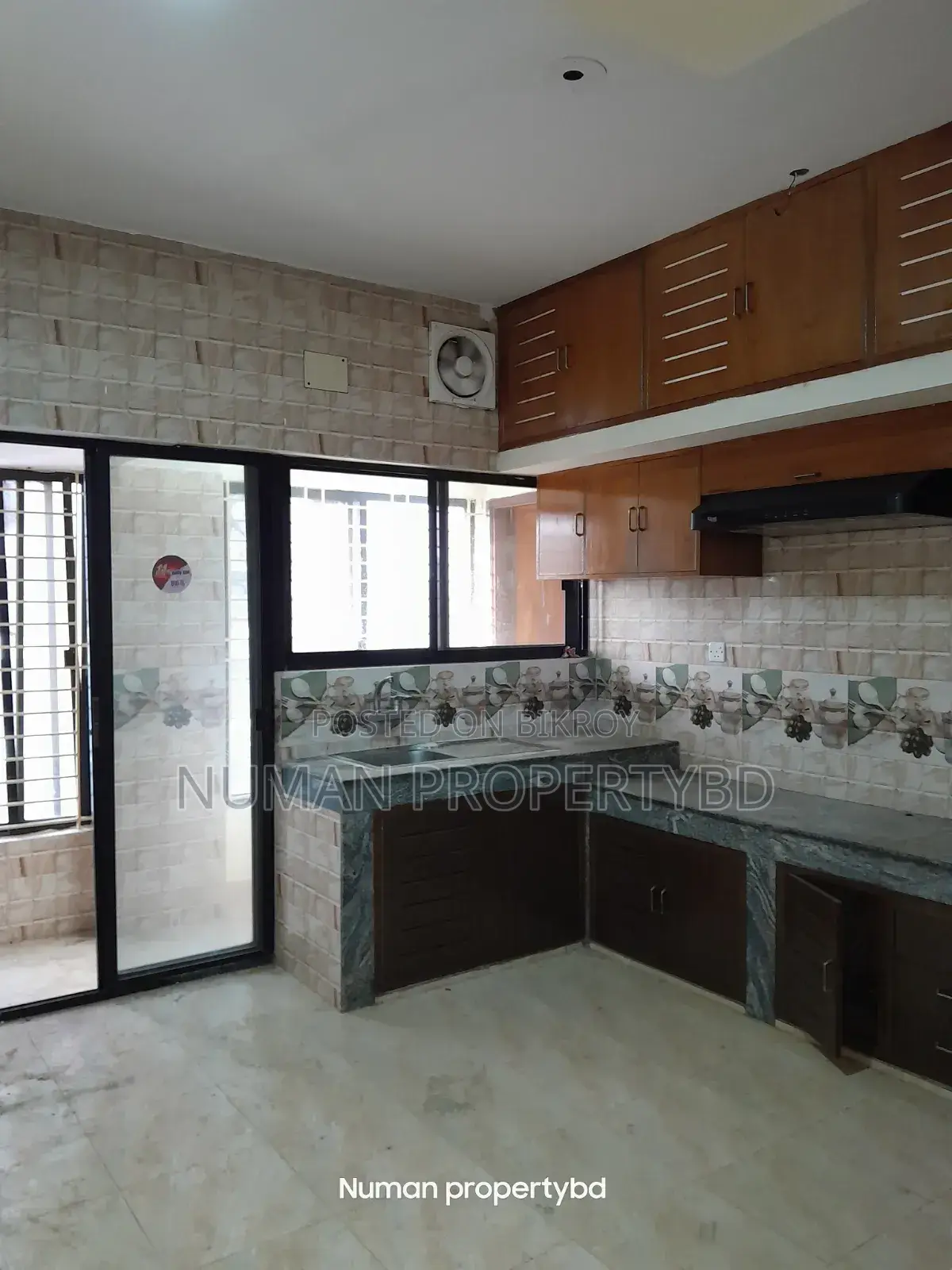 4-bedroom Apartment in Bashundhara for Rent