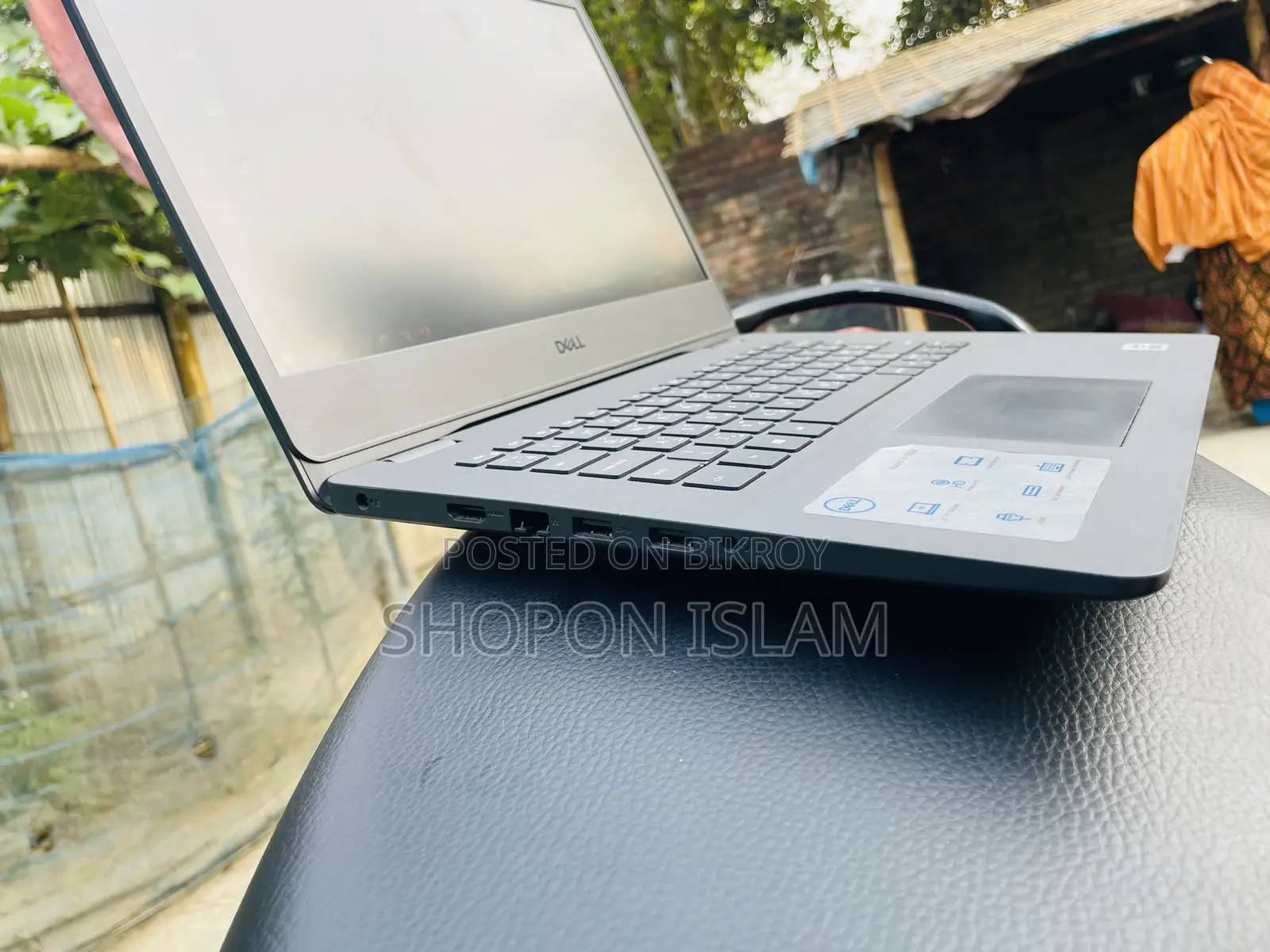Laptop Dell Vostro 14 3000 4GB Intel Core I3 HDD 1T
