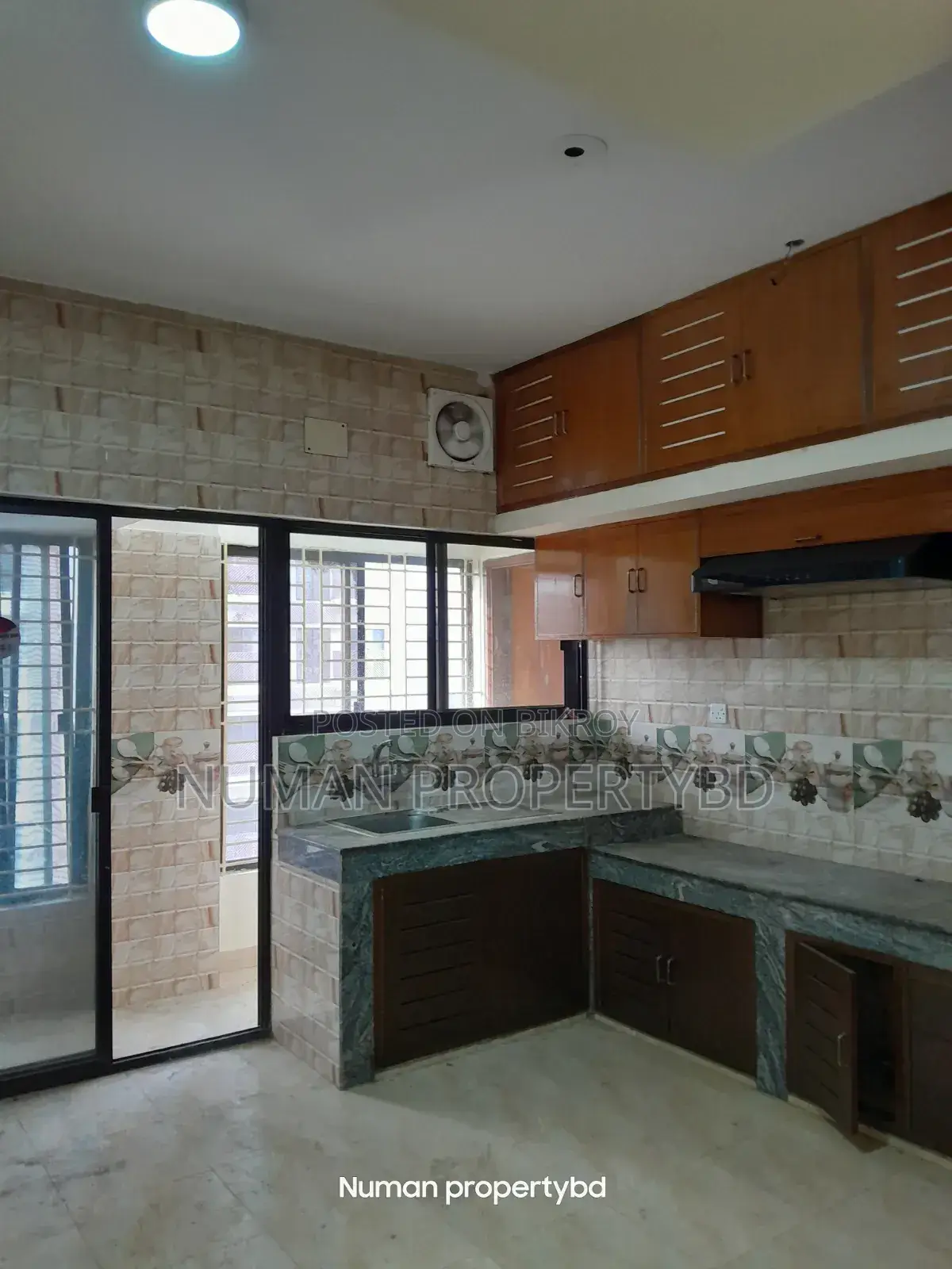 4-bedroom Apartment in Bashundhara for Rent