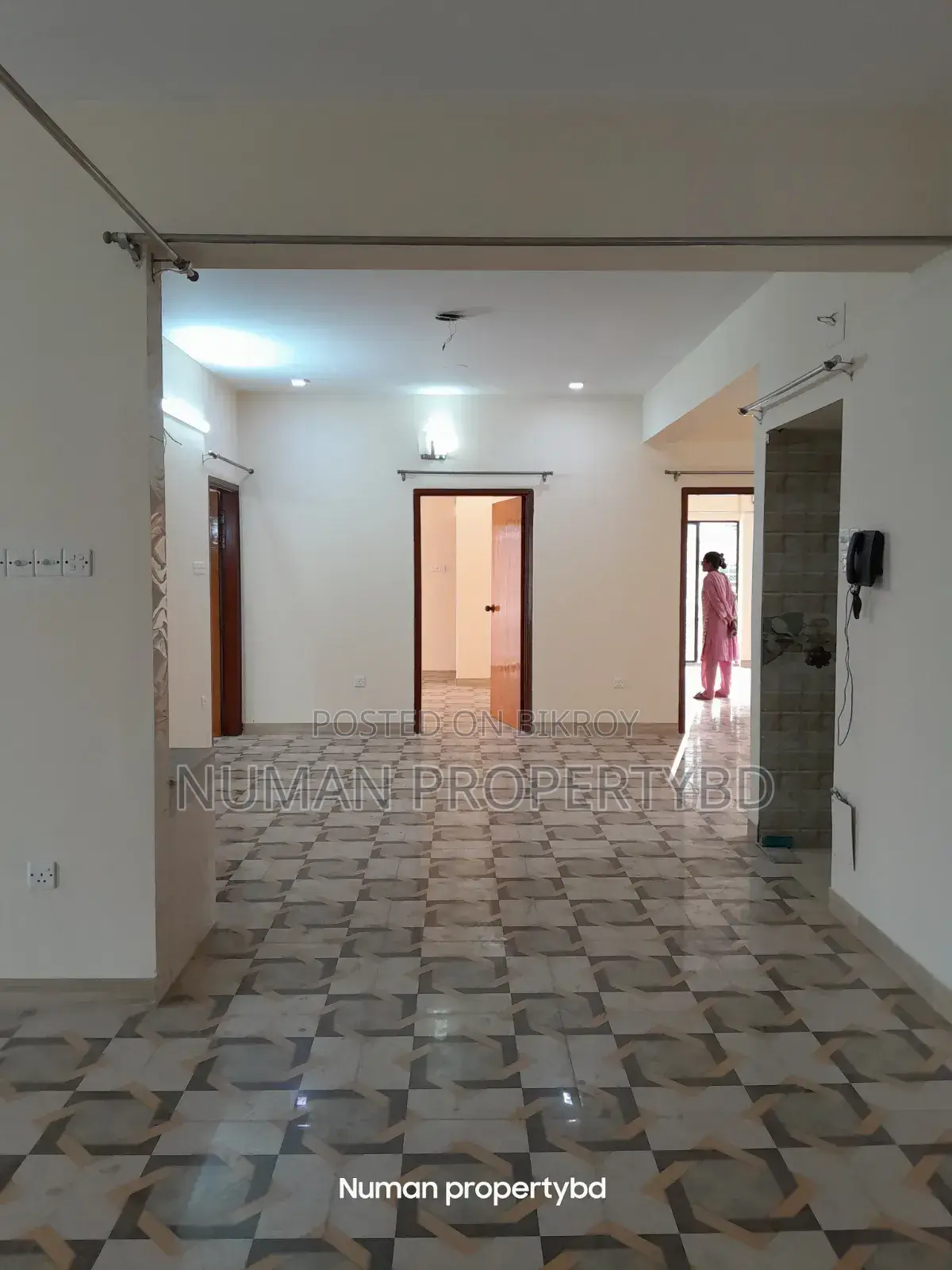 4-bedroom Apartment in Bashundhara for Rent