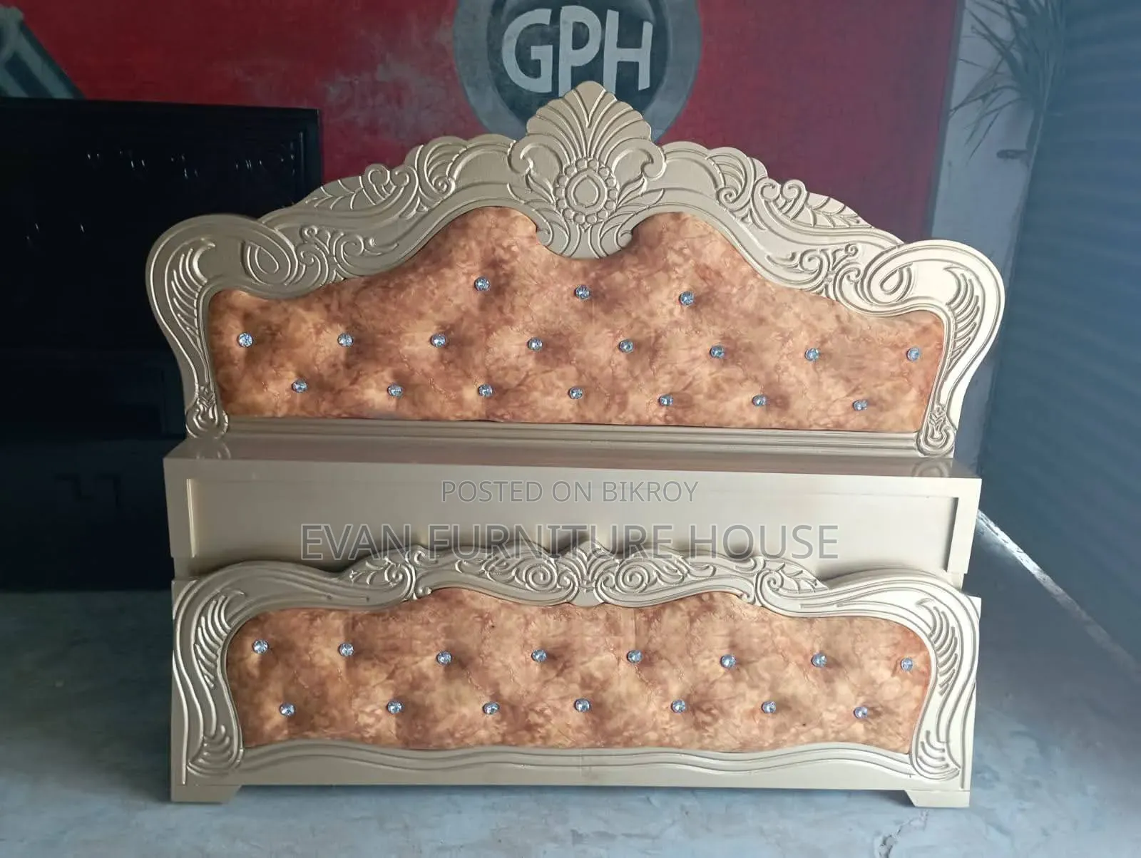Bed 6/7 Size