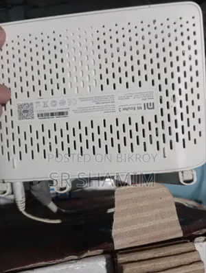 A very good router, used by 7 of us, selling because we are moving house
