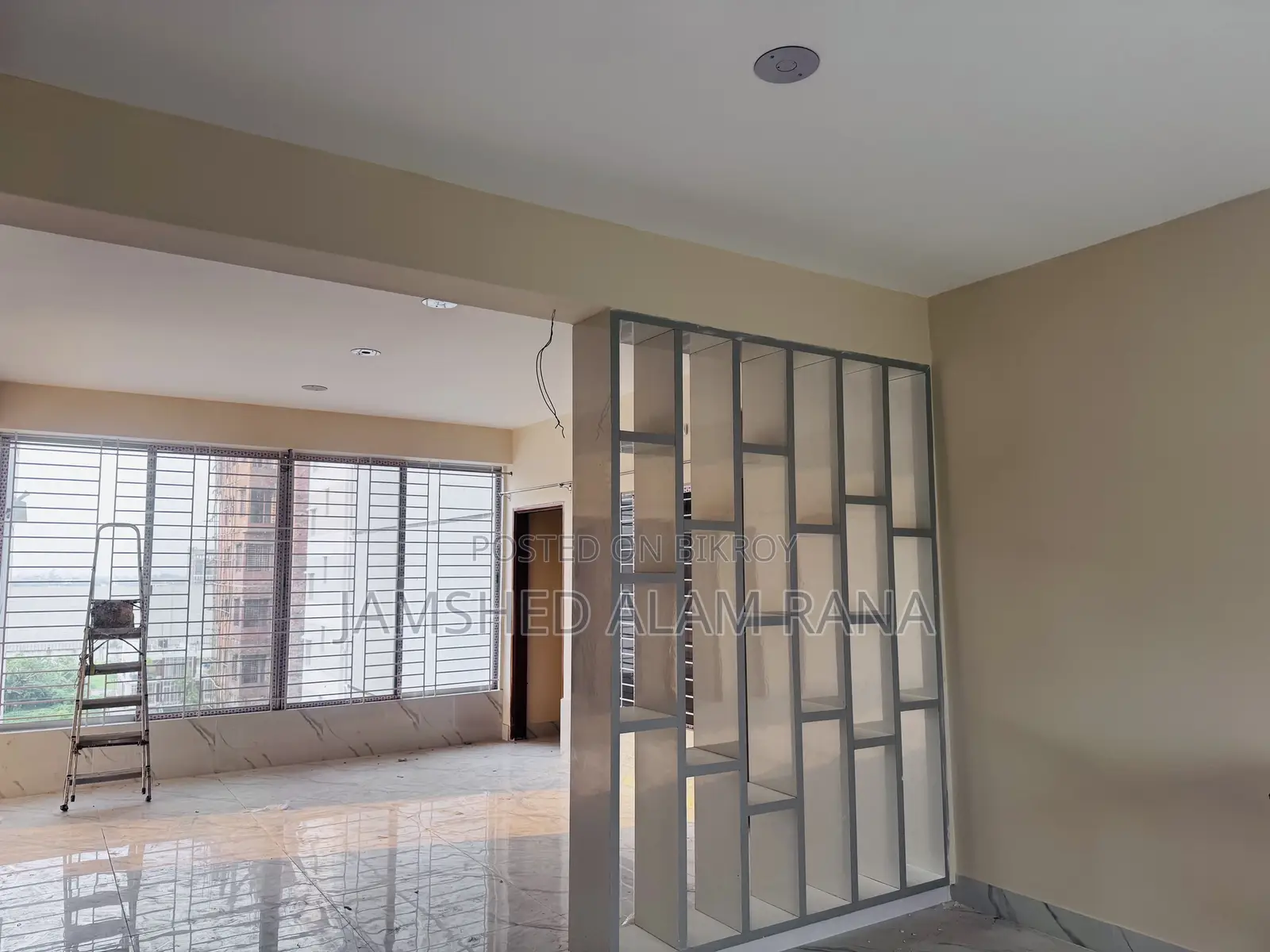 4-Bedroom Apartment in Rajbari Subarnachaya, Basundhara for Rent