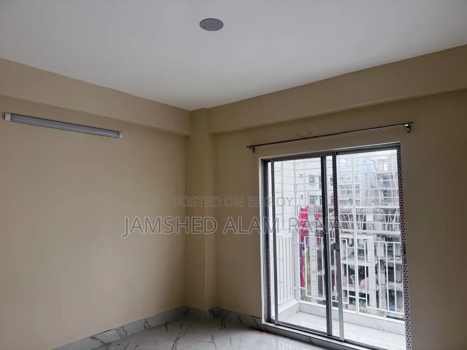 4-Bedroom Apartment in Rajbari Subarnachaya, Basundhara for Rent