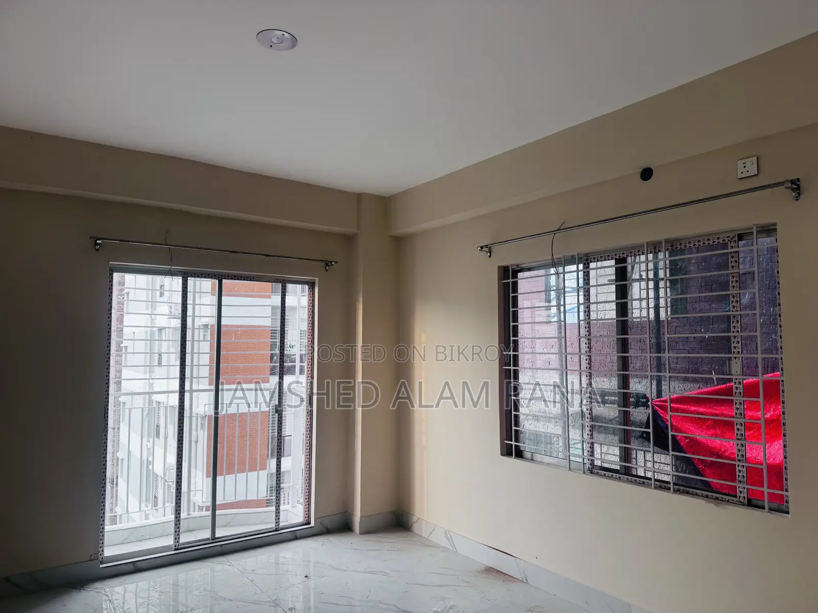 4-Bedroom Apartment in Rajbari Subarnachaya, Basundhara for Rent