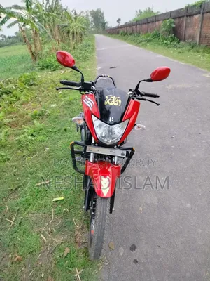 Hero Glamour 2023 Red