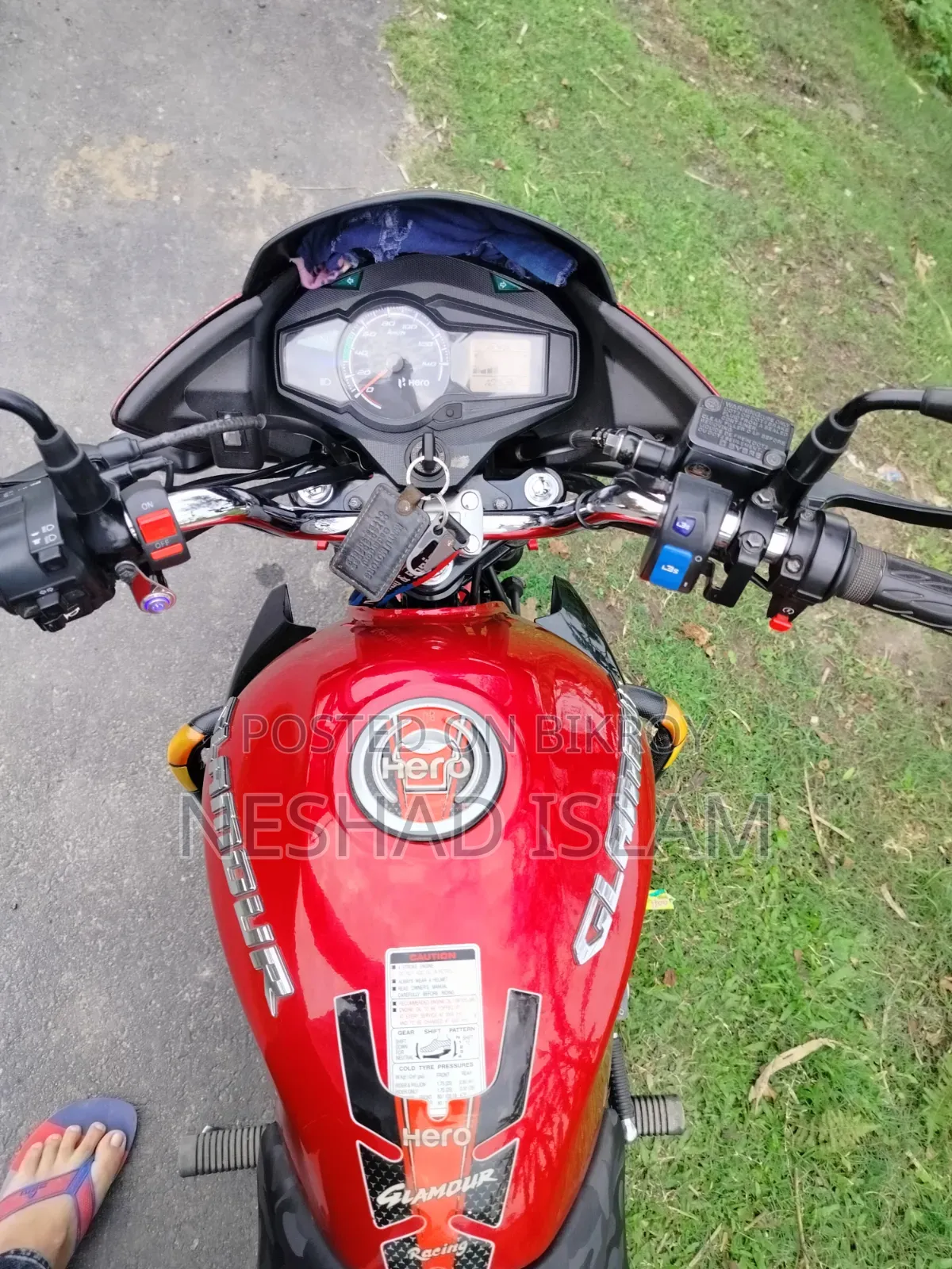 Hero Glamour 2023 Red