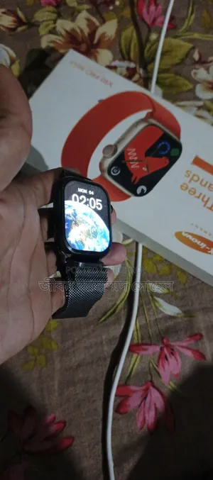 Smart Watch with Curved Display