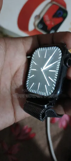 Smart Watch with Curved Display
