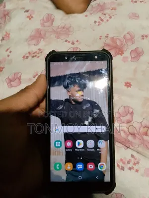 Samsung J600 Black