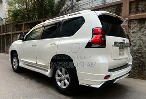 Toyota Land Cruiser Prado 2012 Pearl