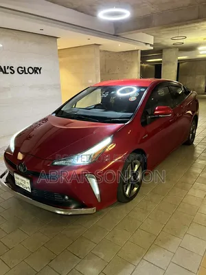 Toyota Prius 2019 Red