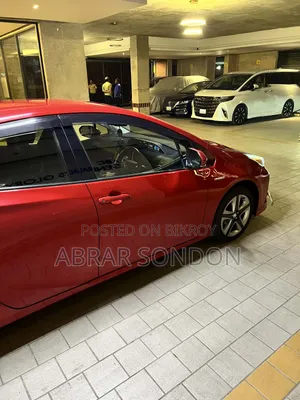 Toyota Prius 2019 Red