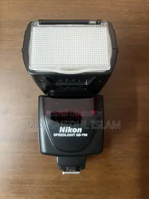 Nikon D7000+2 Prime Lenses+1 Flash