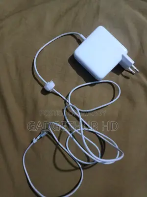 Apple 45w Magsafe 2 14.85v Output Macbook Power Adapter