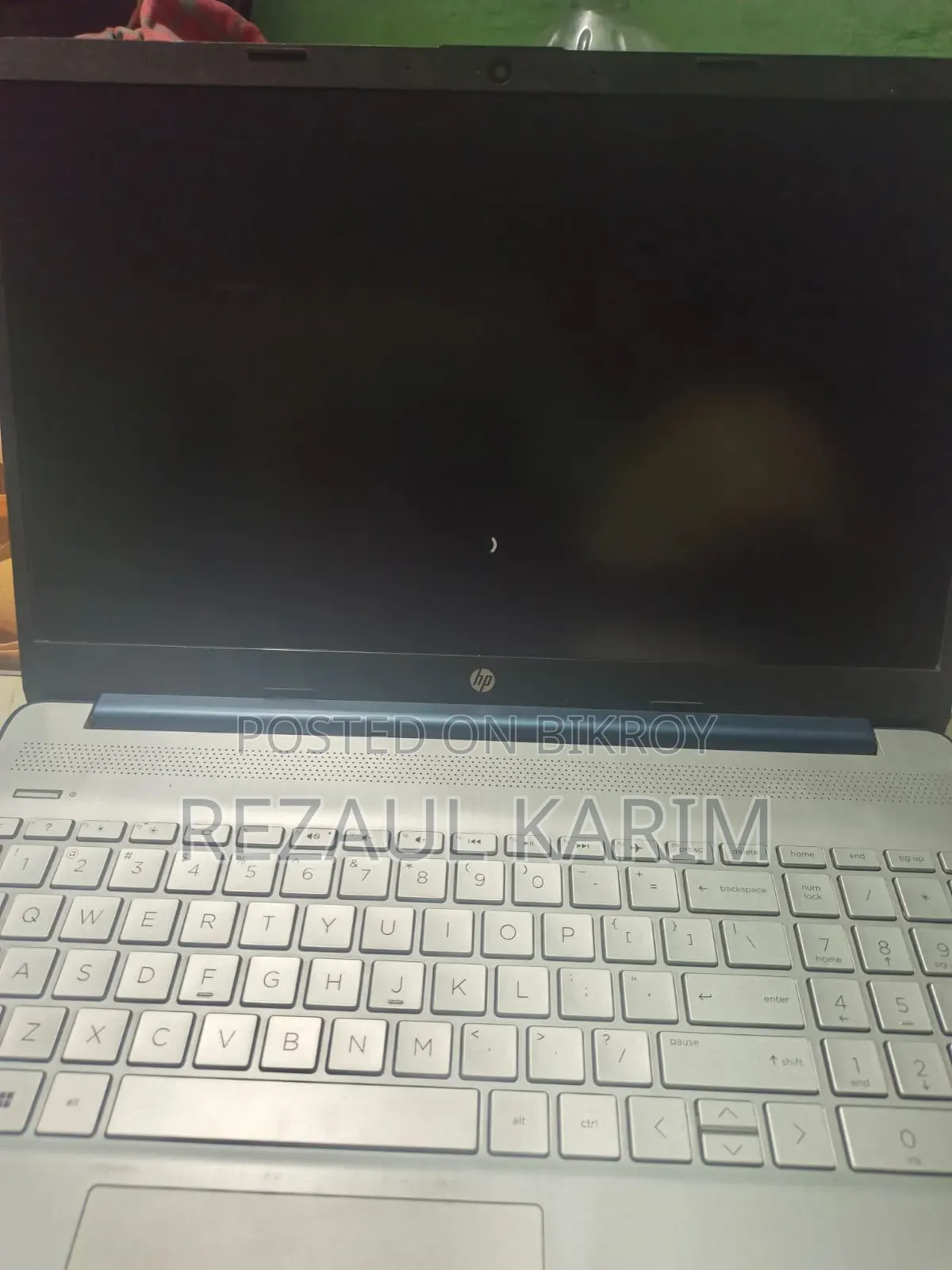 Laptop HP 15 8GB AMD Ryzen SSHD+SSD 256GB