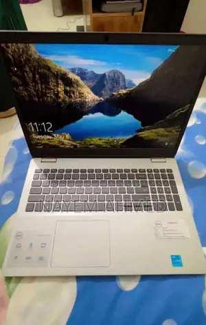 Laptop Dell Inspiron 15 3000 4GB Intel Core I3 SSD 1T