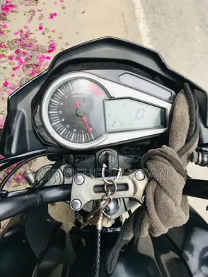 Hero Hunk 150R Xtec 2021 Black