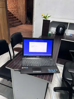Laptop Asus K53U 8GB AMD HDD+SSD 512GB