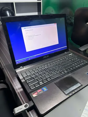 Laptop Asus K53U 8GB AMD HDD+SSD 512GB