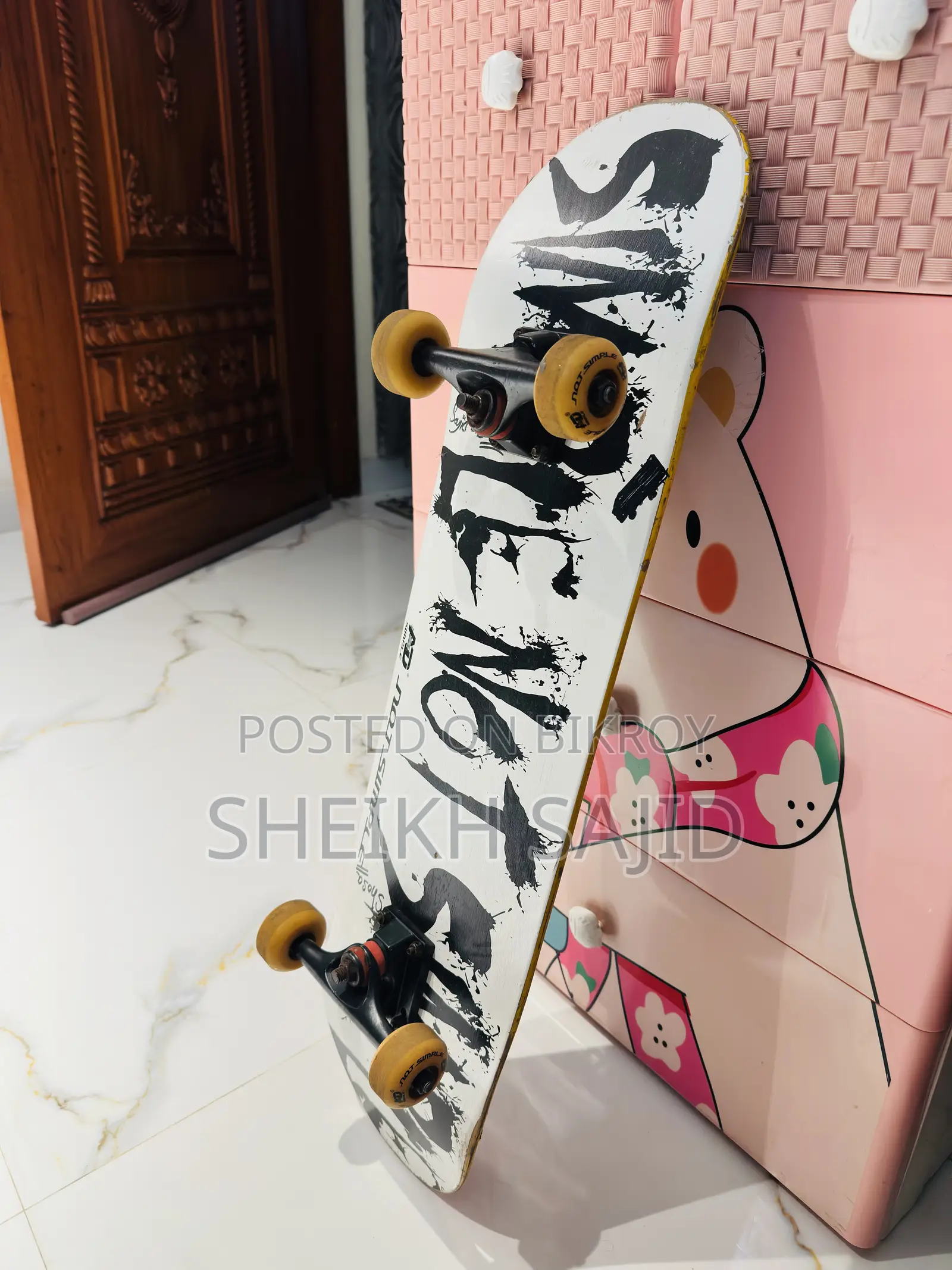 Skateboard