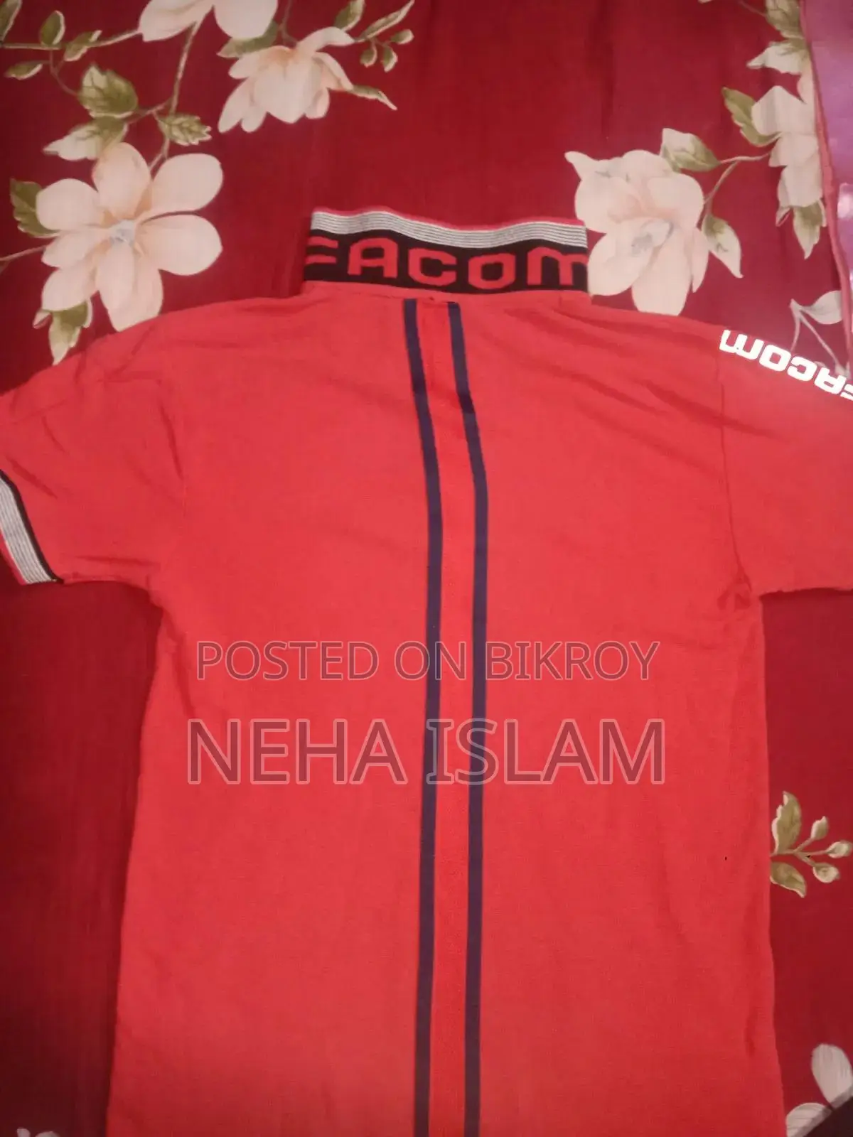 Experience Great Comfort in a Red T-shirt
