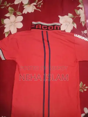 Experience Great Comfort in a Red T-shirt