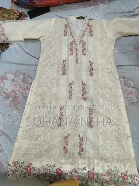 Dress Sell