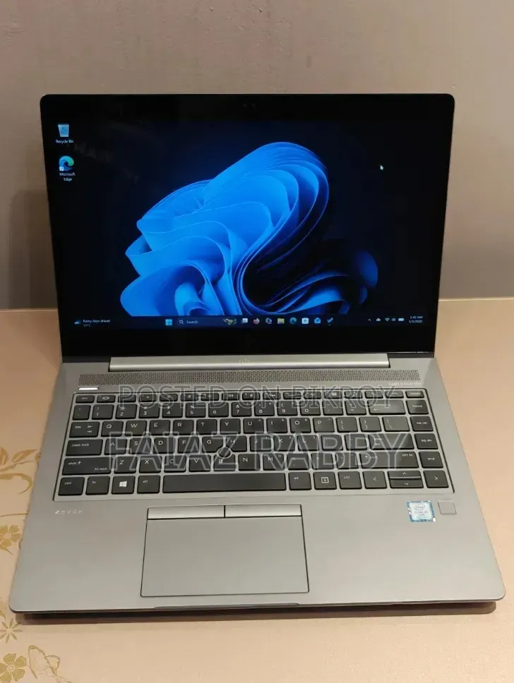 New Laptop HP ZBook 14u G5 8GB Intel Core 5 SSD 250GB