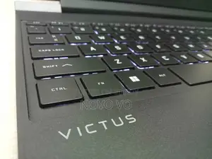 Laptop HP 15 8GB AMD Ryzen 5 HDD+SSD 512GB