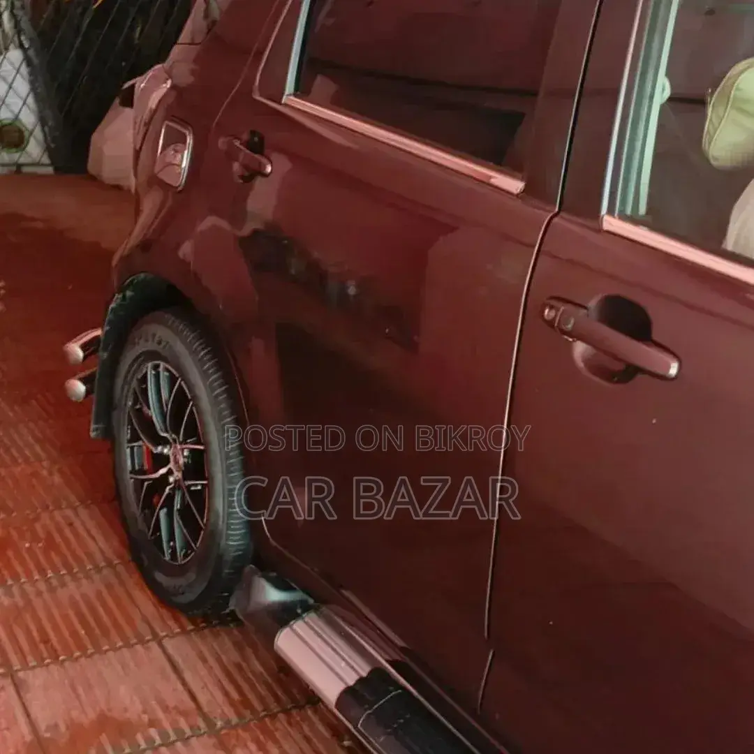 Toyota Rush 1.5 AWD 2010 Maroon