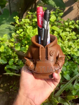 Pen Holder
