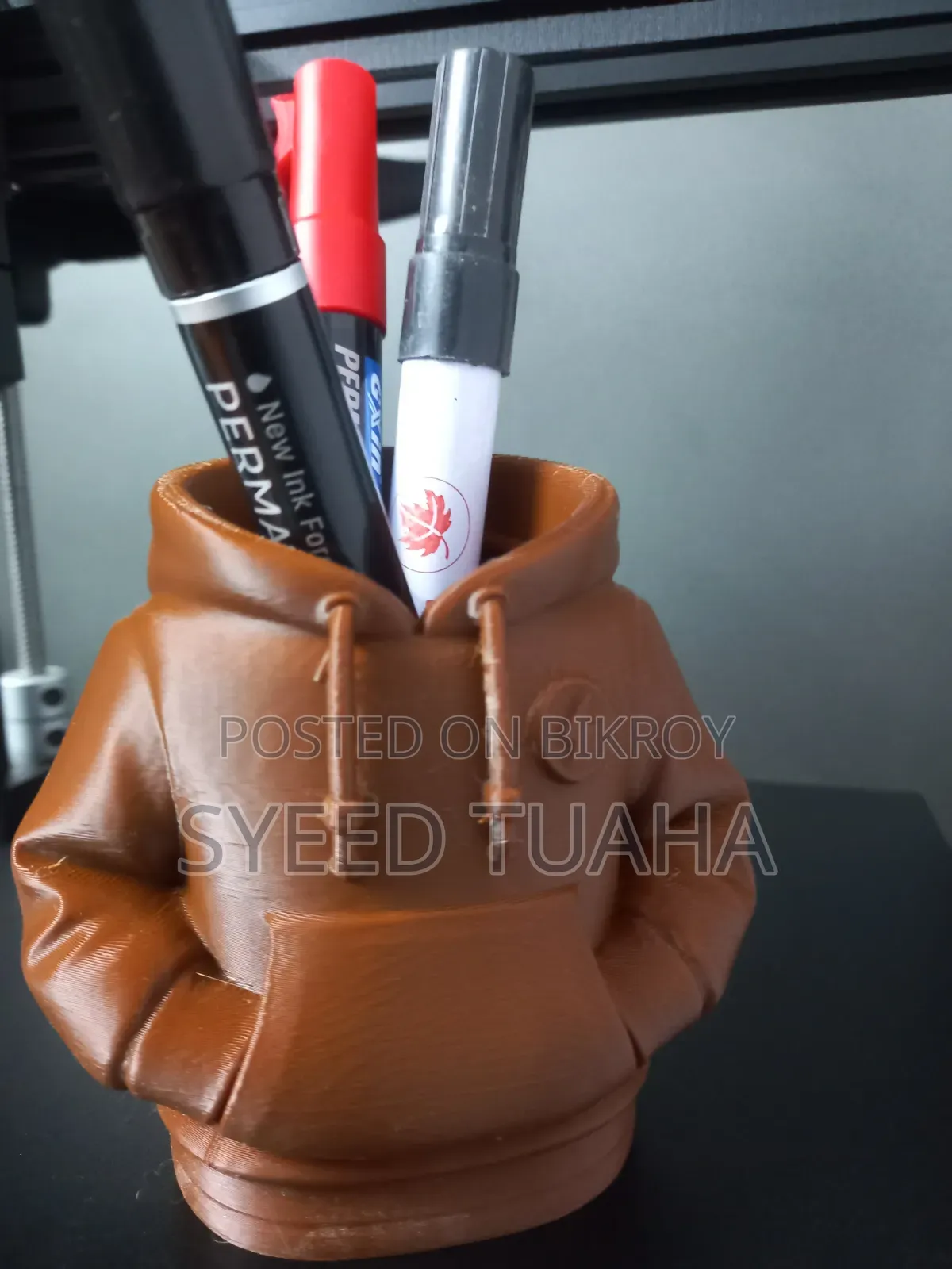 Pen Holder