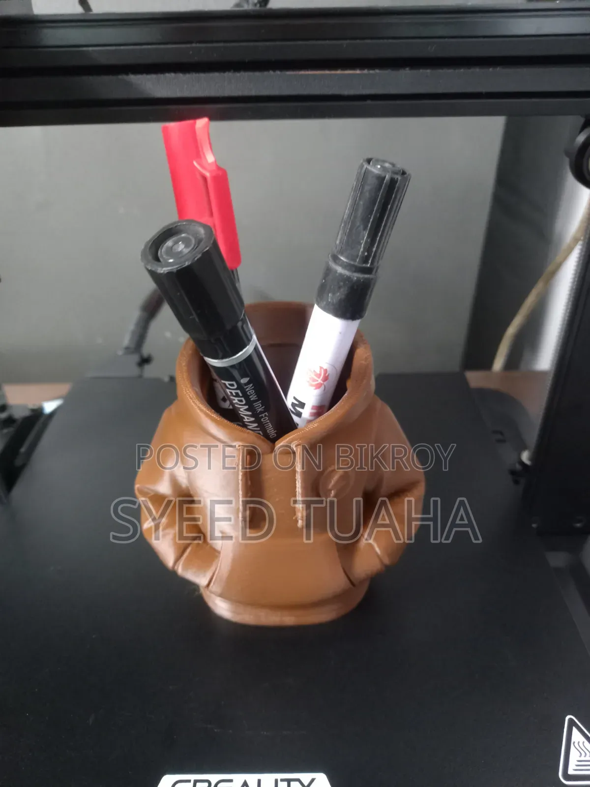 Pen Holder