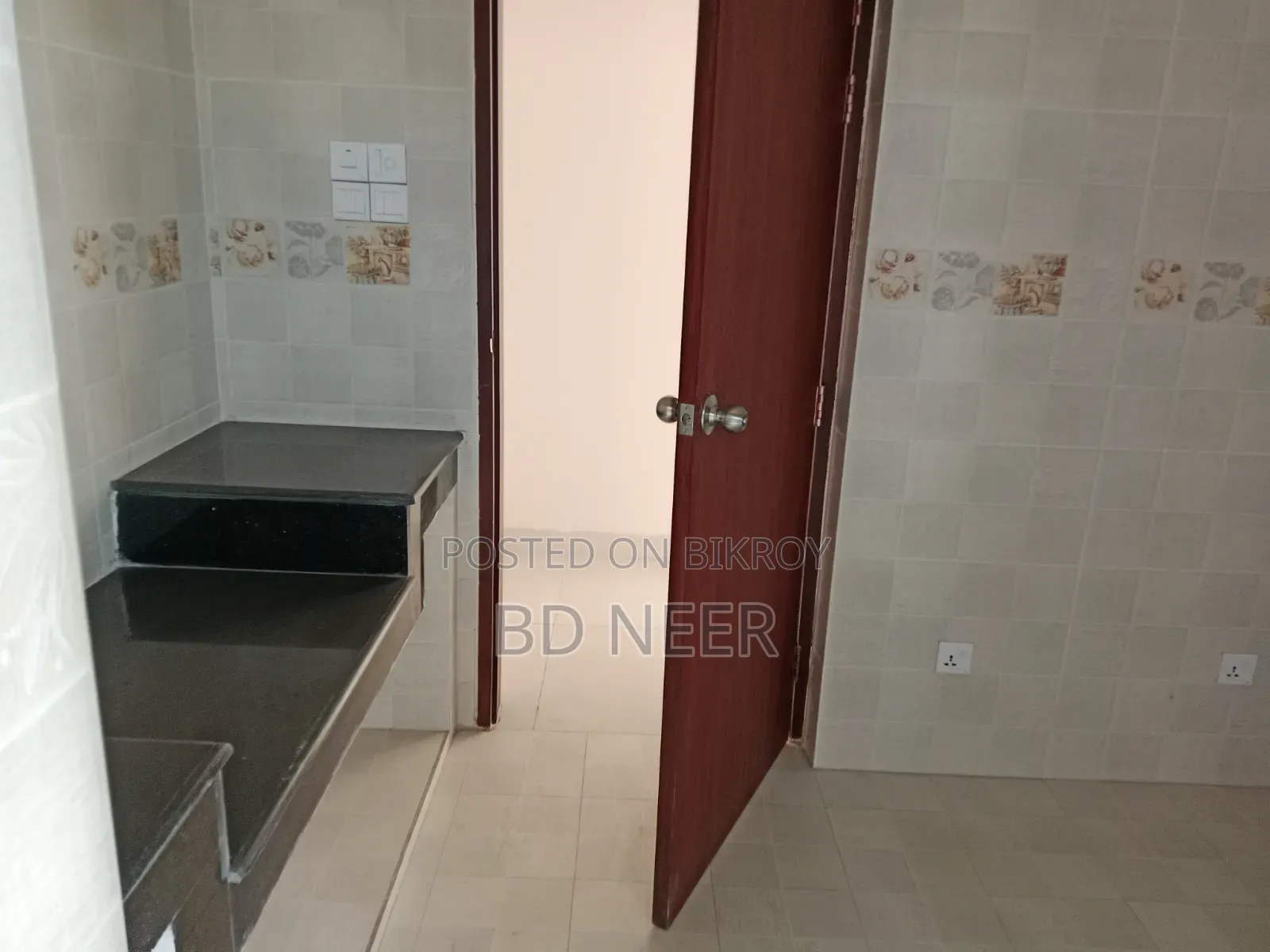 4 Bedroom Apartment in Gulshan for Rent