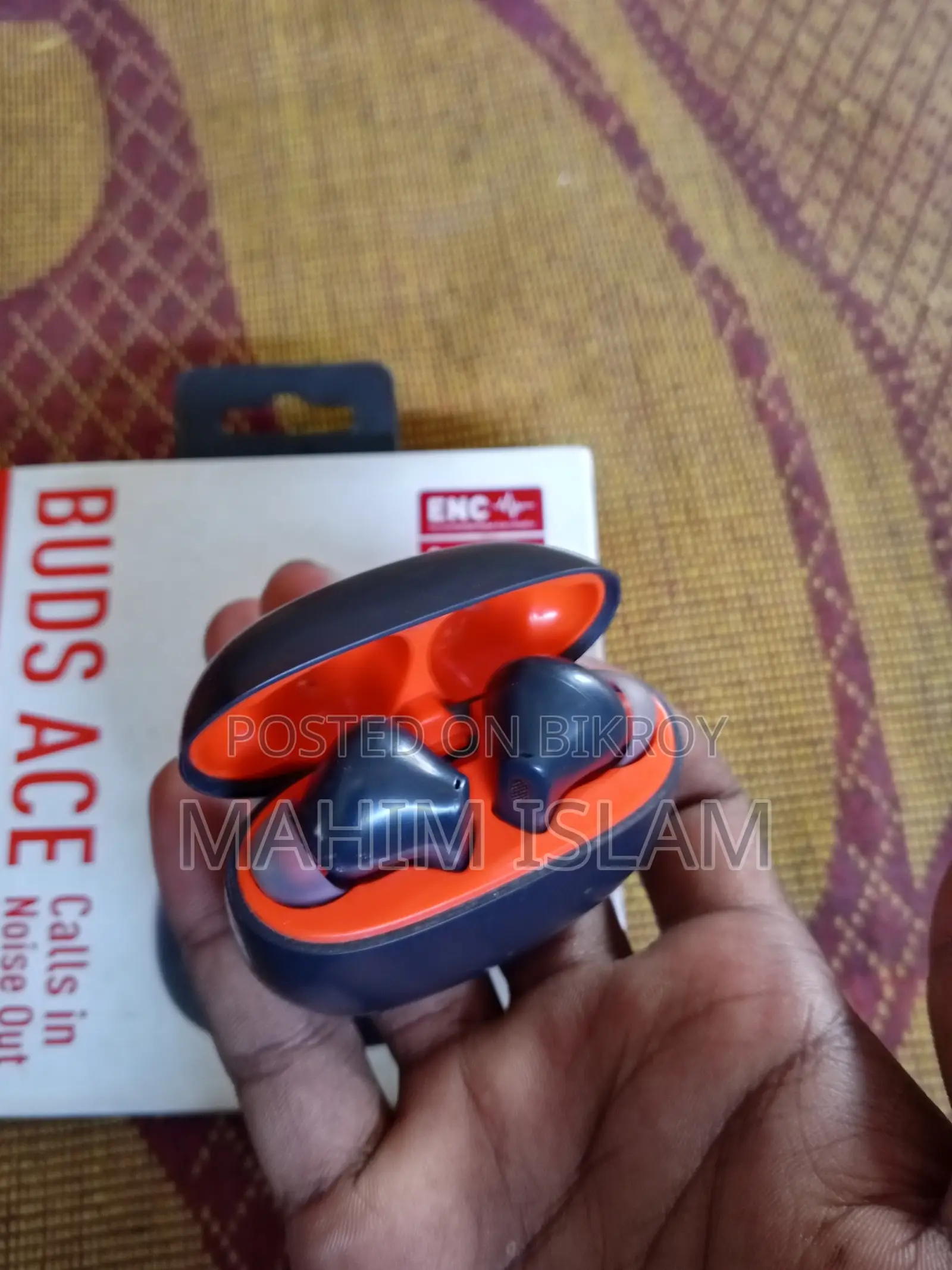Headphone sell