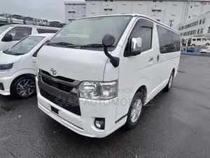 Toyota HiAce 2021 Pearl