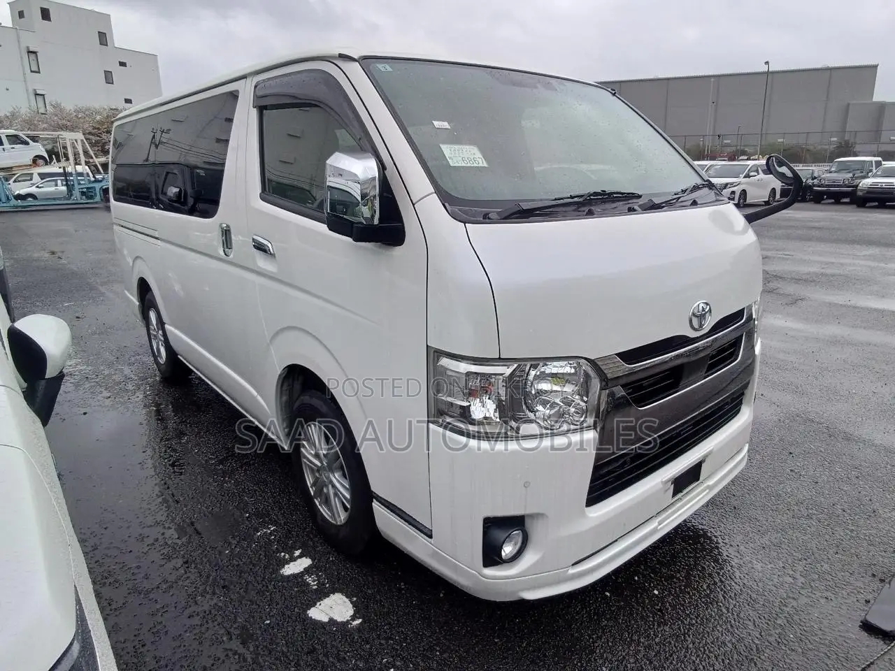 Toyota HiAce 2021 Pearl