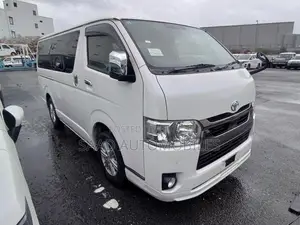 Toyota HiAce 2021 Pearl