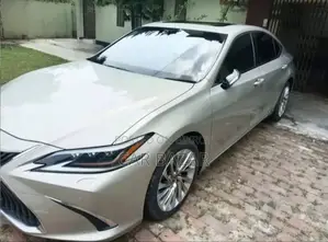 Lexus ES 300H Luxury FWD 2019 Beige