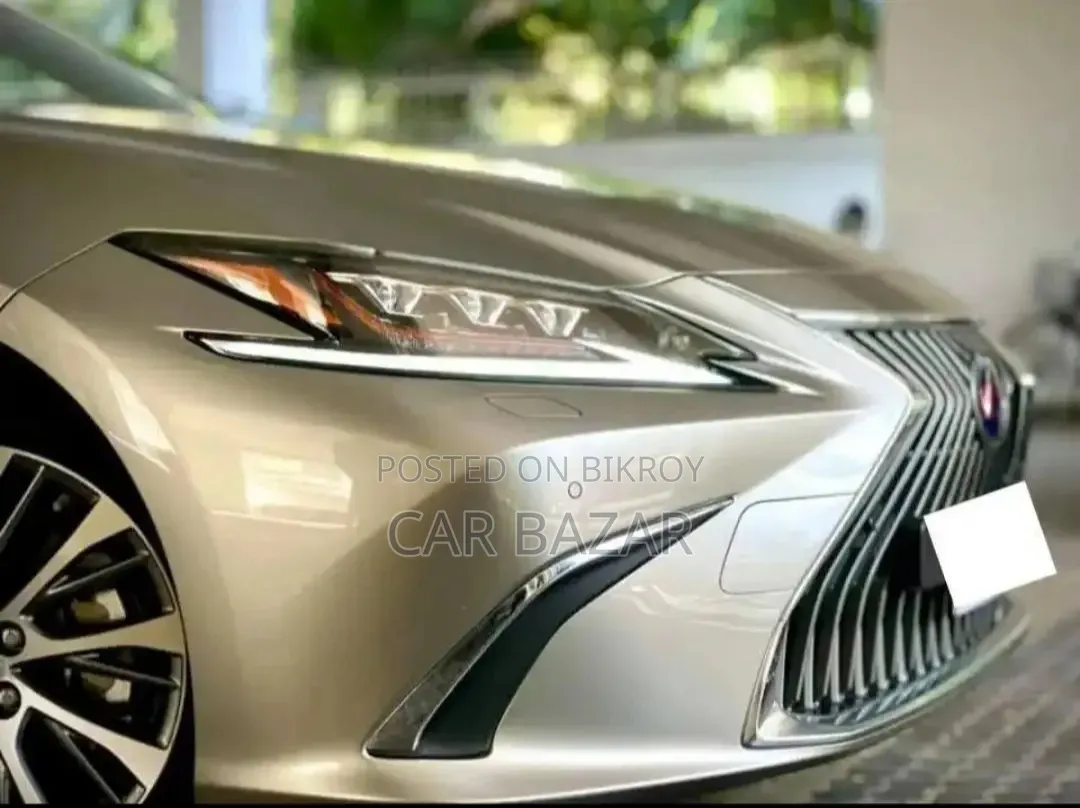 Lexus ES 300H Luxury FWD 2019 Beige