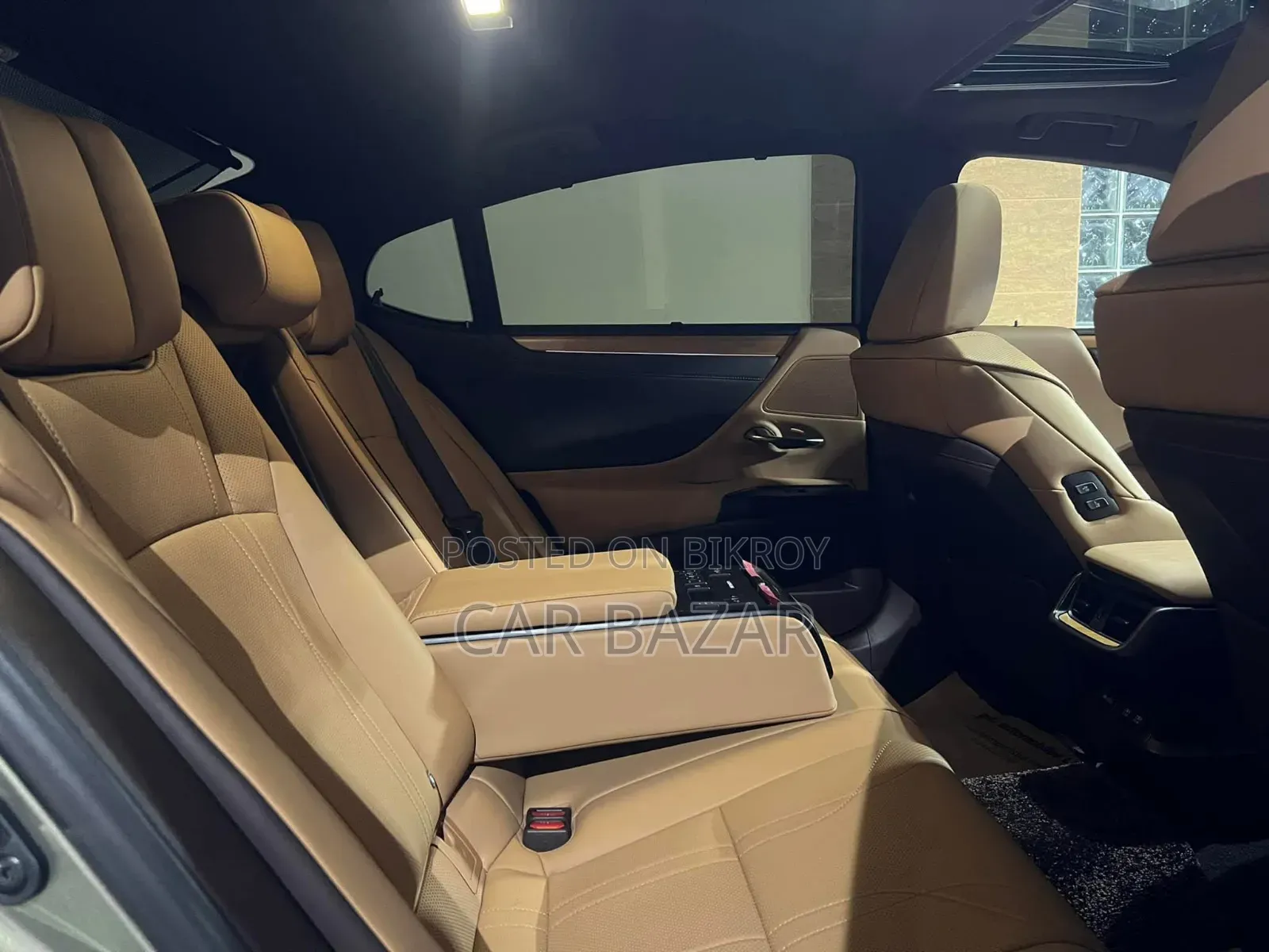 Lexus ES 300H Luxury FWD 2019 Beige