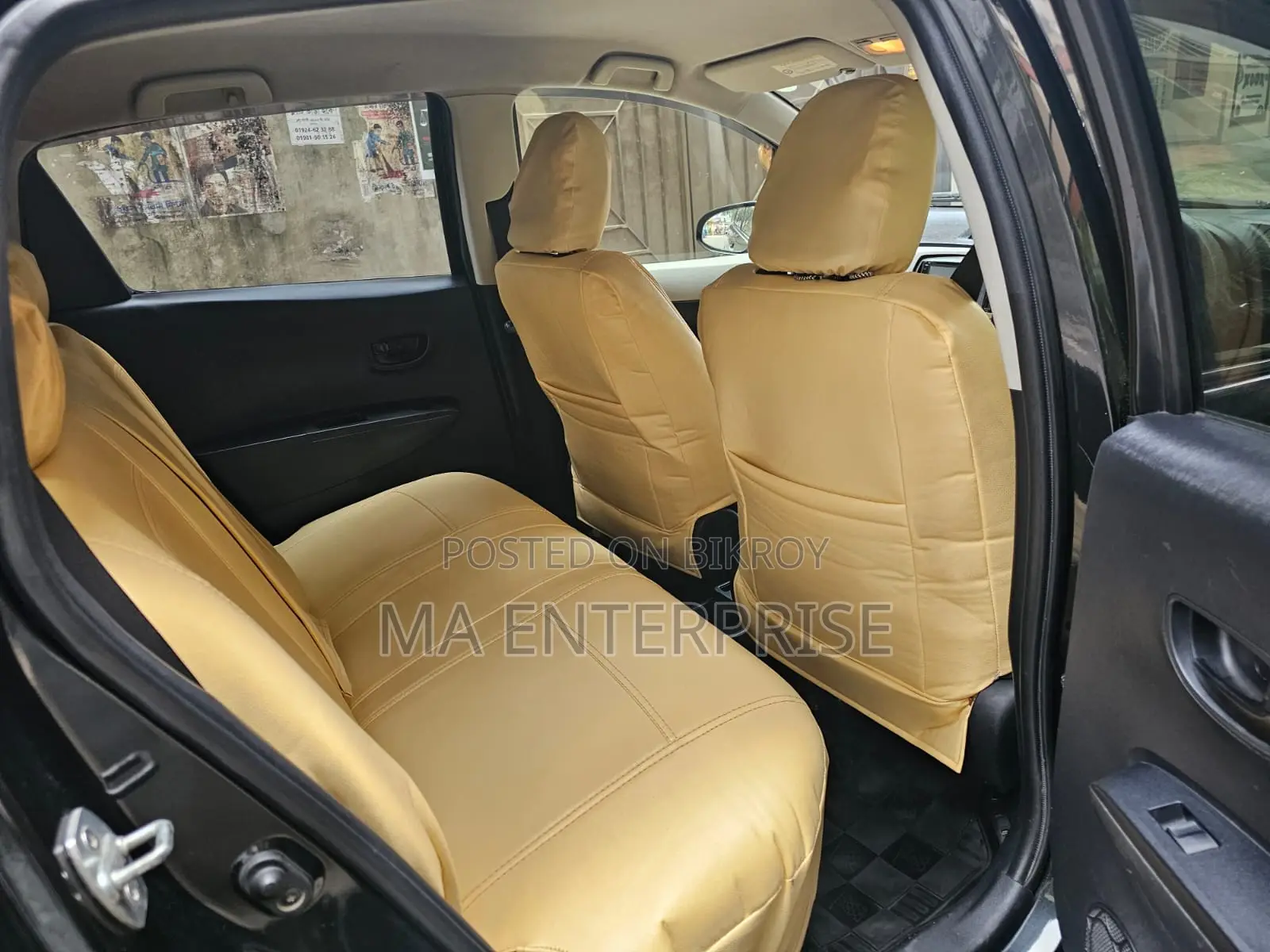 Toyota Vitz 2011 Black
