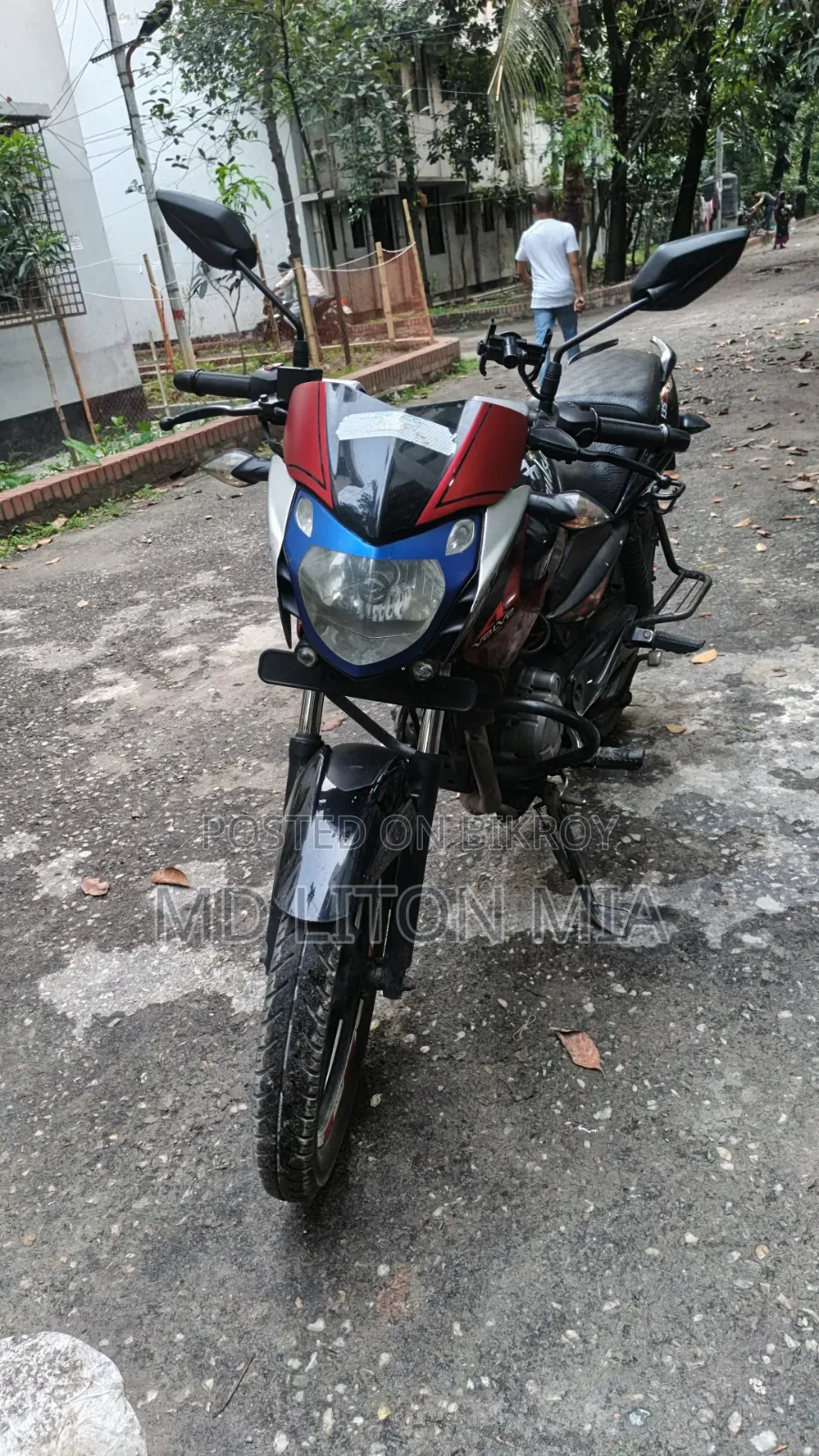 Bajaj Pulsar 135 LS 2011 Black